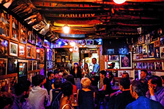 Fado en la Tasca do Chico Fado en la Tasca do Chico
