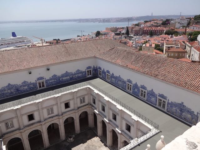 Vista desde la terraza del Monasterio de São Vicente de Fora Vista desde la terraza del Monasterio de São Vicente de Fora