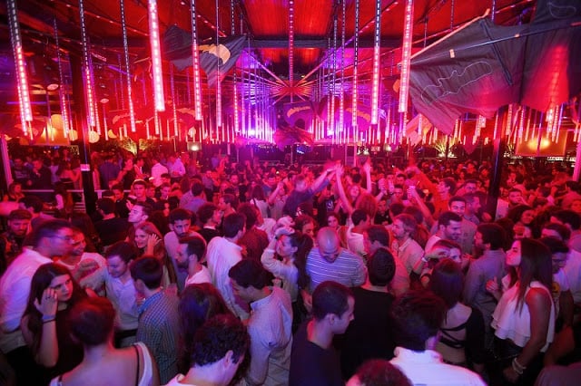 Pista de baile de la discoteca Lux Frágil en Lisboa Pista de baile de la discoteca Lux Frágil en Lisboa